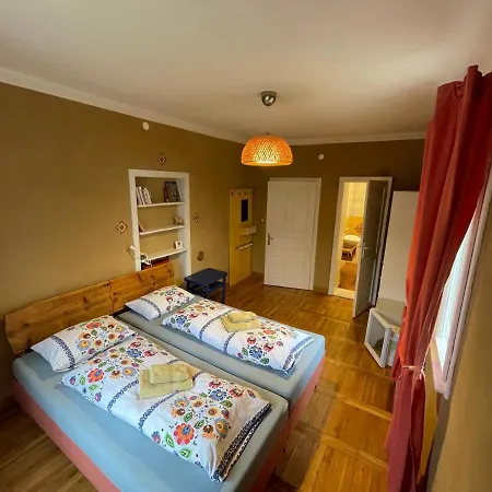 Hlinena Izba Na Hajiku Homestay Banska Stiavnica